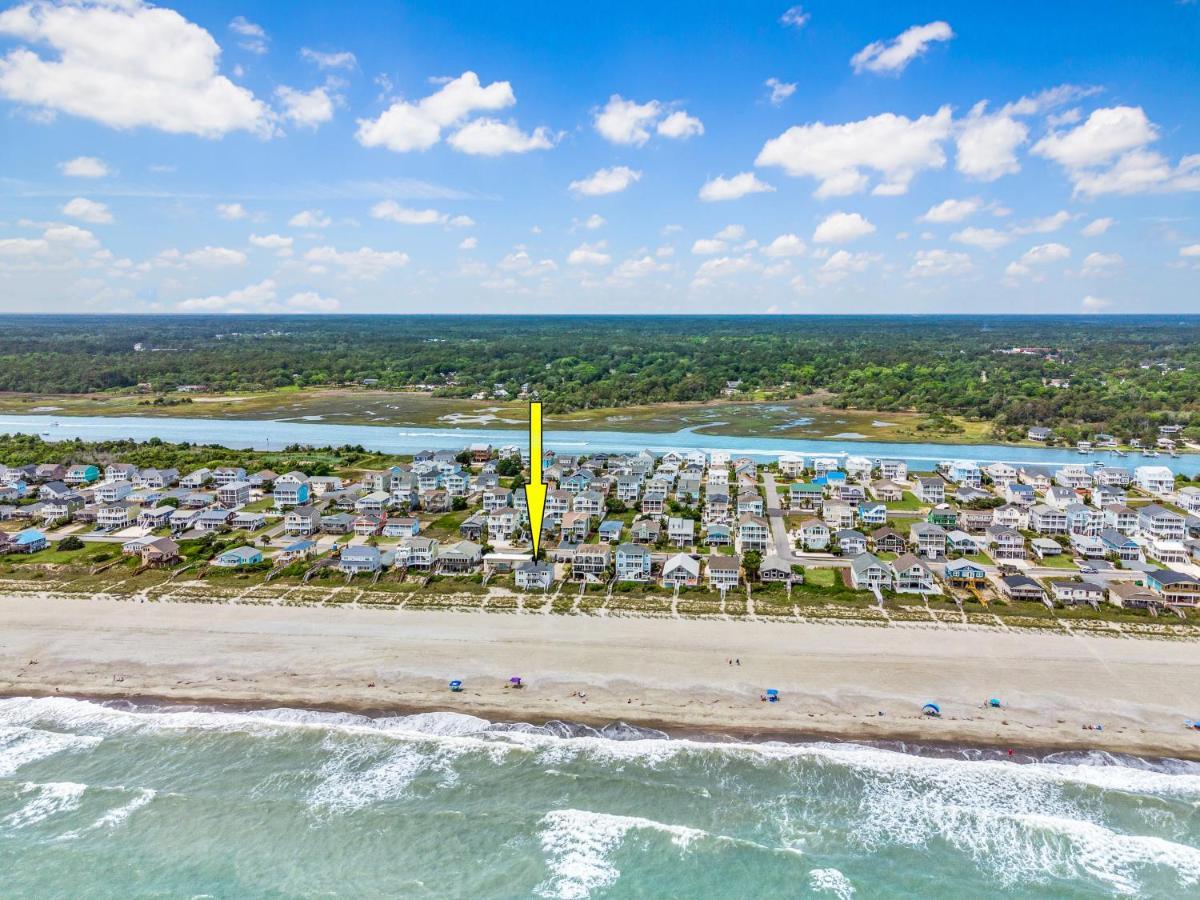 Ocean Daze - Sleeps 22, Direct Oceanfront, Renovated May 2022 Villa Holden Beach Exterior photo